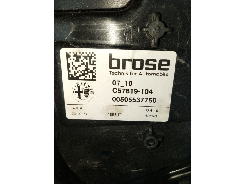 Recambio de elevalunas trasero izquierdo para alfa romeo giulia (952_) 2.2 d q4 (952aha45, 952ama4) referencia OEM IAM C57819104