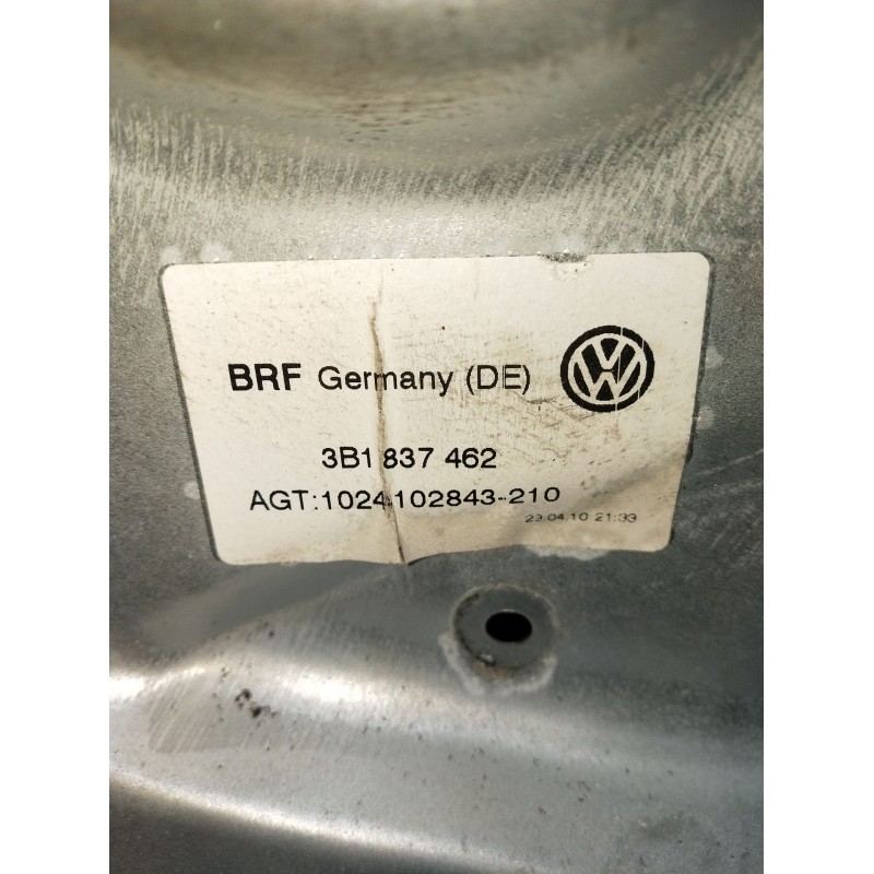 Recambio de elevalunas delantero derecho para volkswagen passat b5.5 (3b3) 1.9 tdi referencia OEM IAM 3B1837462 5P 