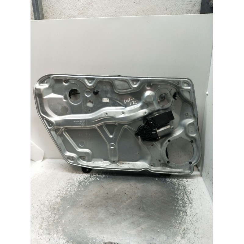 Recambio de elevalunas delantero izquierdo para volkswagen passat b5.5 (3b3) 1.9 tdi referencia OEM IAM 3B1837461 5P 