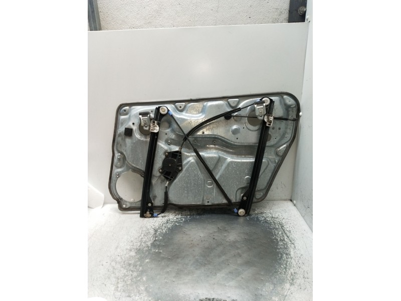 Recambio de elevalunas delantero izquierdo para volkswagen passat b5.5 (3b3) 1.9 tdi referencia OEM IAM 3B1837461 5P 