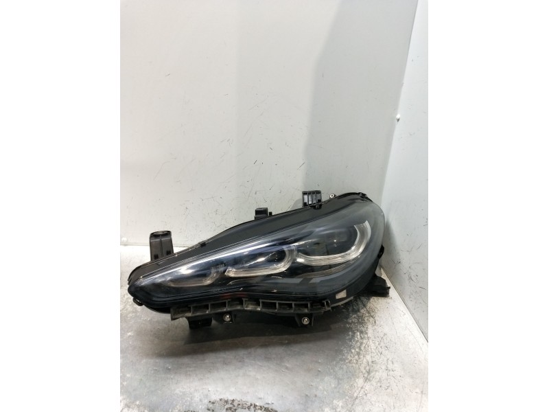Recambio de faro izquierdo para alfa romeo giulia (952_) 2.2 d q4 (952aha45, 952ama4) referencia OEM IAM 00505769800  