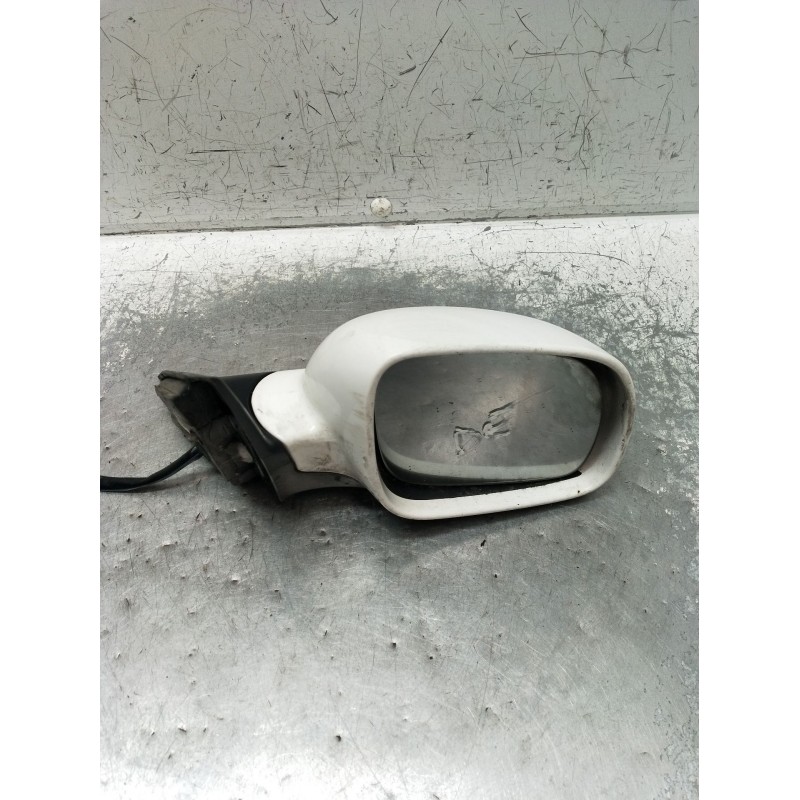 Recambio de retrovisor derecho para volkswagen passat b5.5 (3b3) 1.9 tdi referencia OEM IAM 1 CONECTOR DE 5 CABLES  