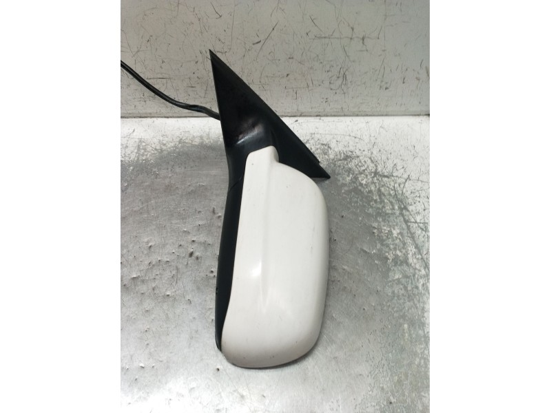 Recambio de retrovisor izquierdo para volkswagen passat b5.5 (3b3) 1.9 tdi referencia OEM IAM  ELÉCTRICO 