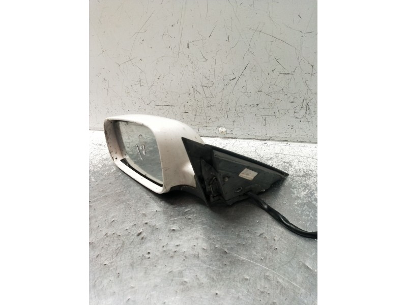 Recambio de retrovisor izquierdo para volkswagen passat b5.5 (3b3) 1.9 tdi referencia OEM IAM  ELÉCTRICO 