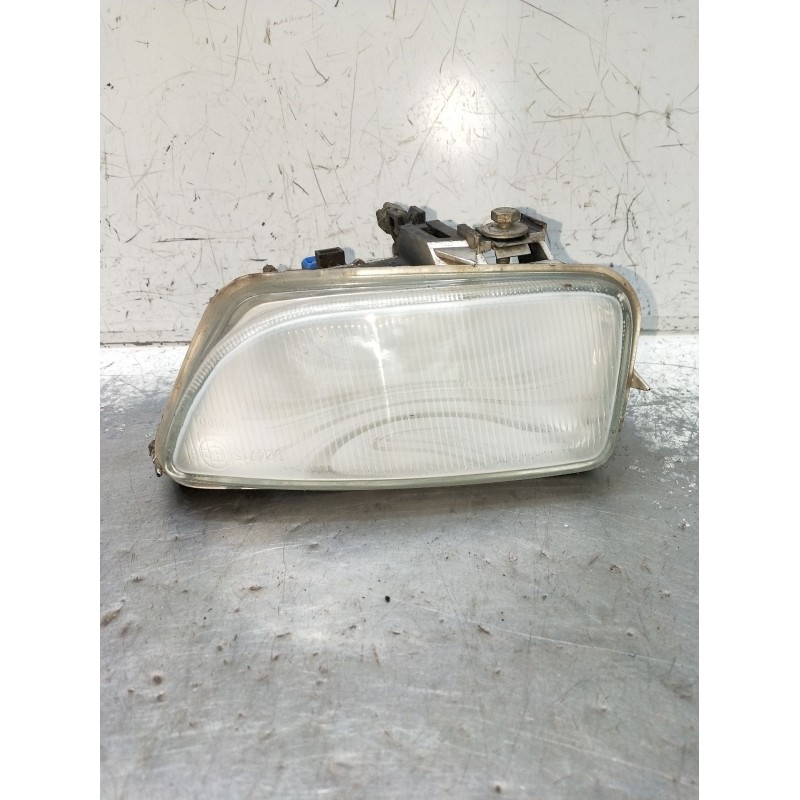 Recambio de faro antiniebla izquierdo para citroën saxo (s0, s1) 1.5 d referencia OEM IAM 9618343580 67720231 