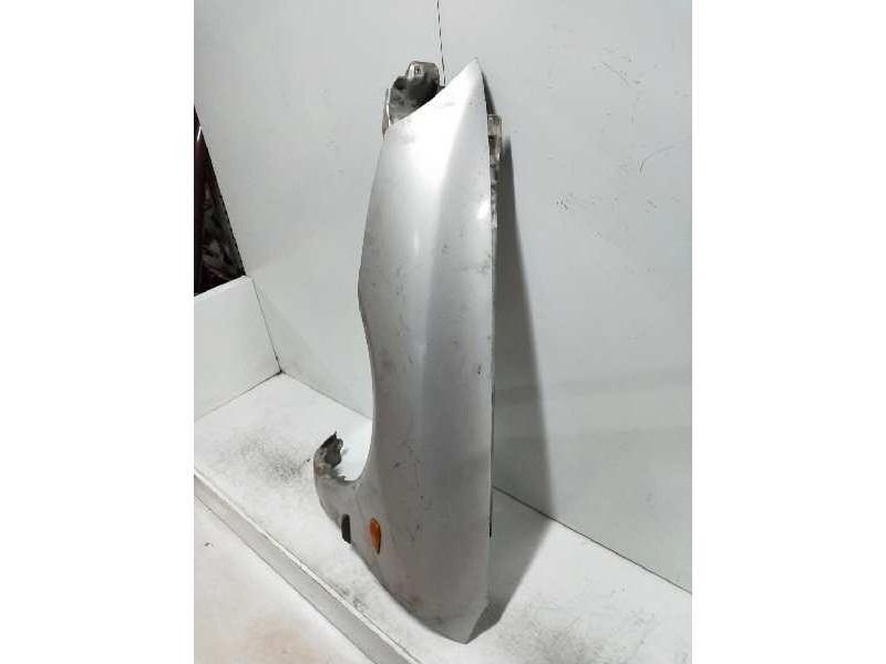 Recambio de aleta delantera izquierda para mitsubishi carisma berlina 4 (da0) 1.9 turbodiesel referencia OEM IAM   