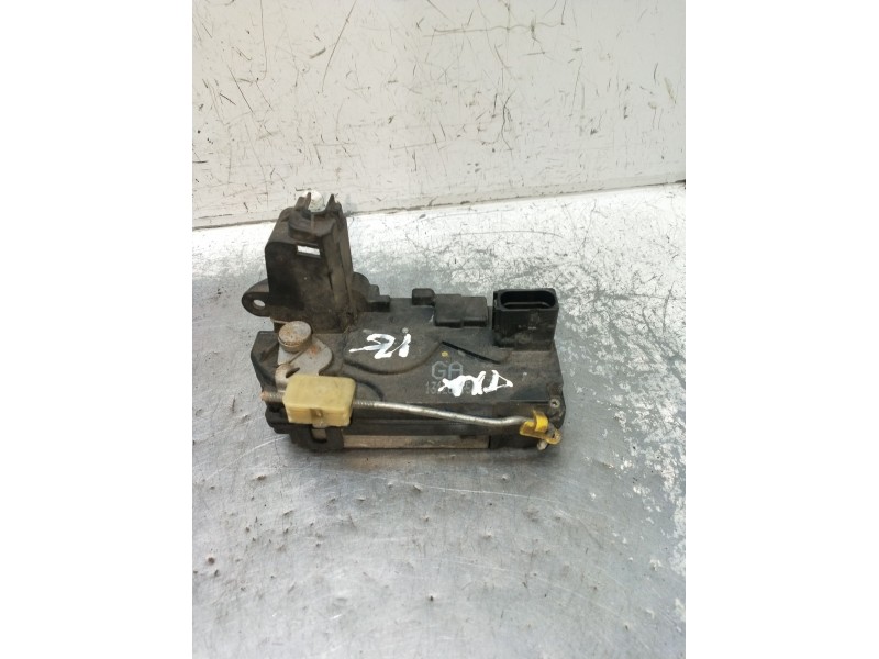 Recambio de motor cierre centralizado trasero izquierdo para opel astra h caravan 1.7 16v cdti referencia OEM IAM  5P 