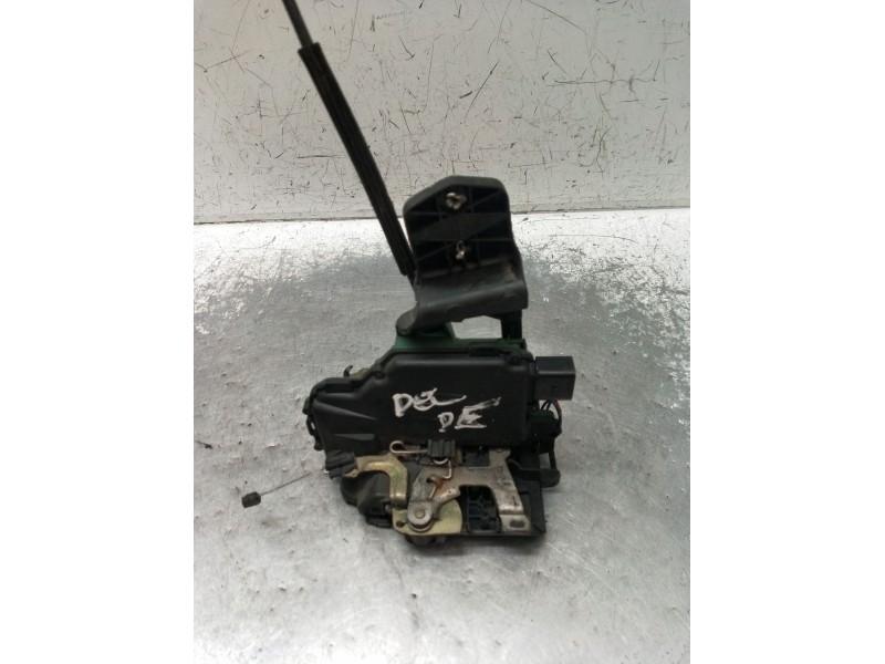 Recambio de motor cierre centralizado delantero derecho para volkswagen passat b5.5 (3b3) 1.9 tdi referencia OEM IAM  5P 