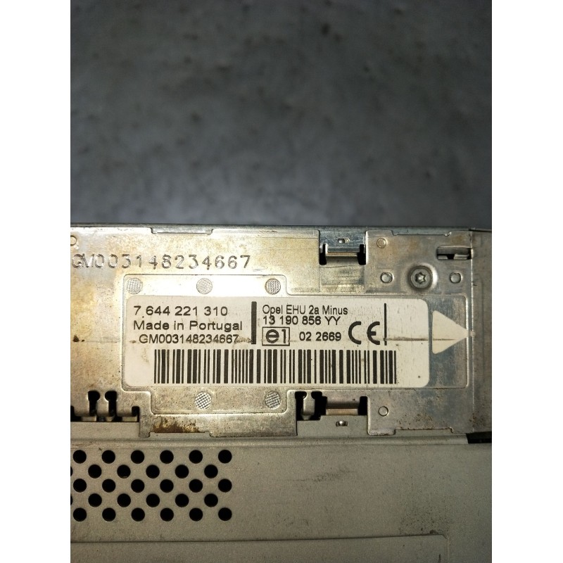 Recambio de sistema audio / radio cd para opel astra h caravan 1.7 16v cdti referencia OEM IAM 7644221310 13190856YY 