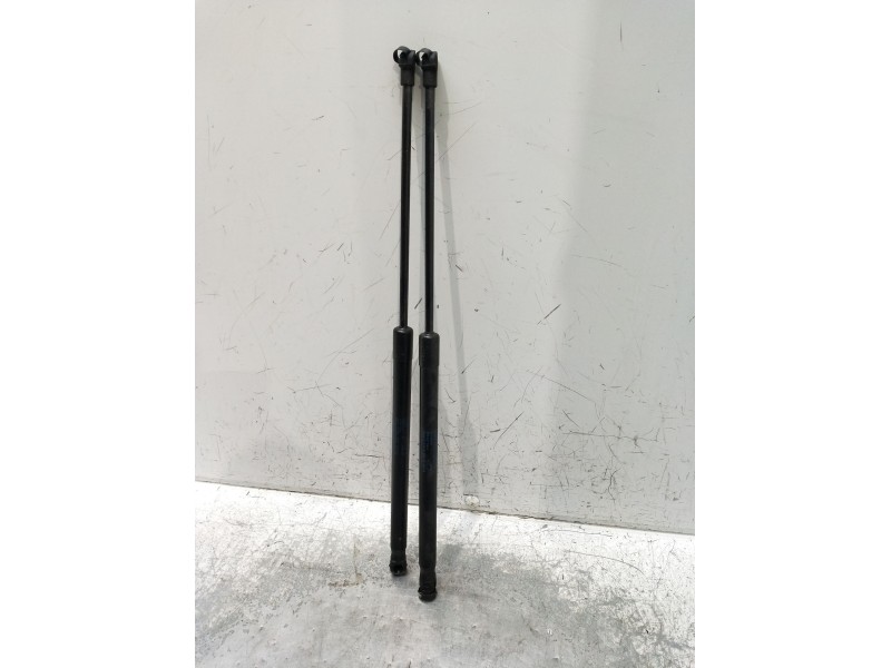 Recambio de amortiguadores maletero / porton para seat leon (1p1) style copa referencia OEM IAM 1P9827550  