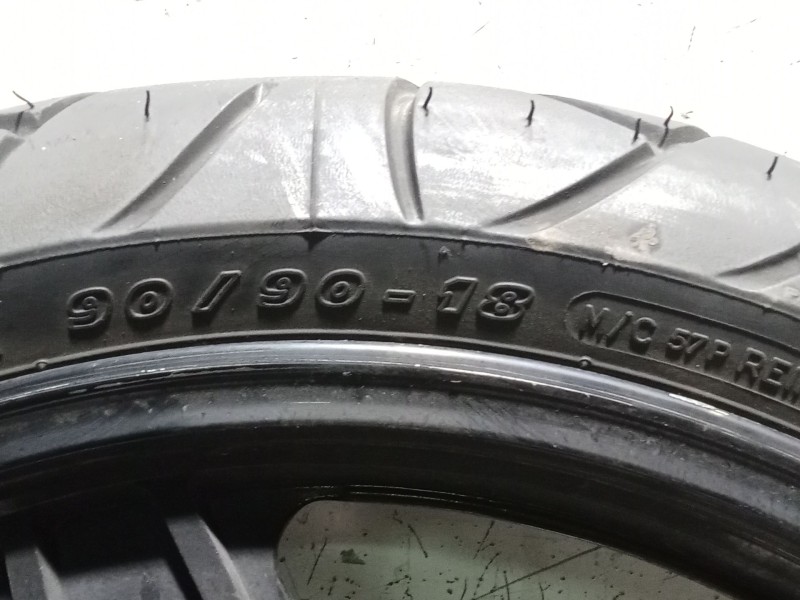 Recambio de llanta para yamaha ybr 125 ybr 125 referencia OEM IAM 90/90 R18 57P  