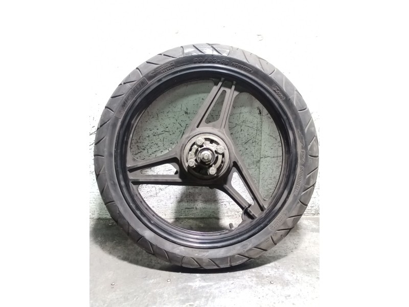 Recambio de llanta para yamaha ybr 125 ybr 125 referencia OEM IAM 90/90 R18 57P  