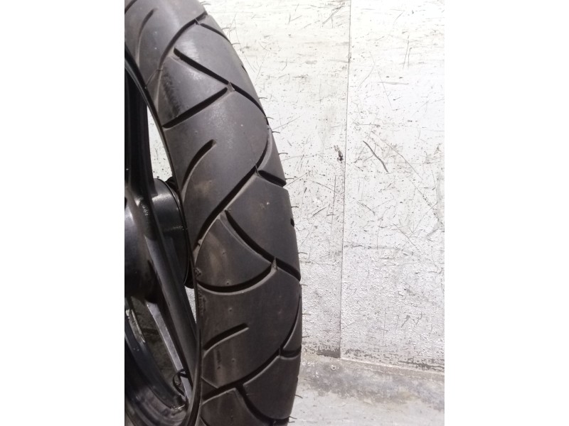 Recambio de llanta para yamaha ybr 125 ybr 125 referencia OEM IAM 90/90 R18 57P  