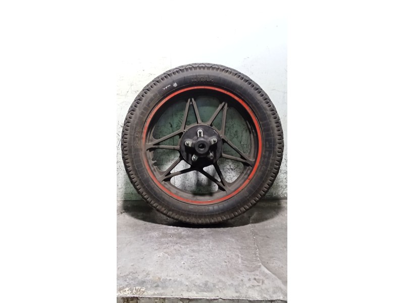 Recambio de llanta para honda cb 450 n/cb 450 s cb 450 n referencia OEM IAM 400 R18 64S  TRASERA