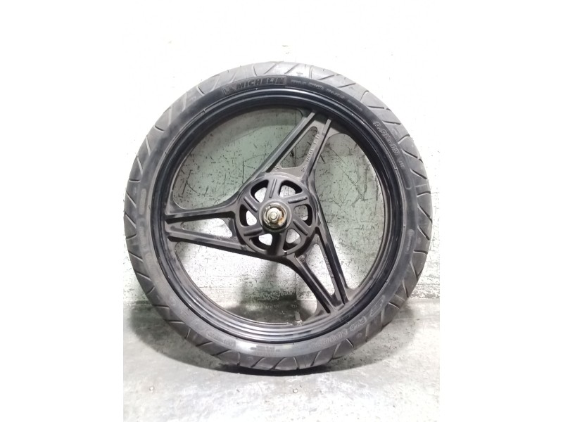 Recambio de llanta para yamaha ybr 125 ybr 125 referencia OEM IAM 275 R18 42P  DELANTERA