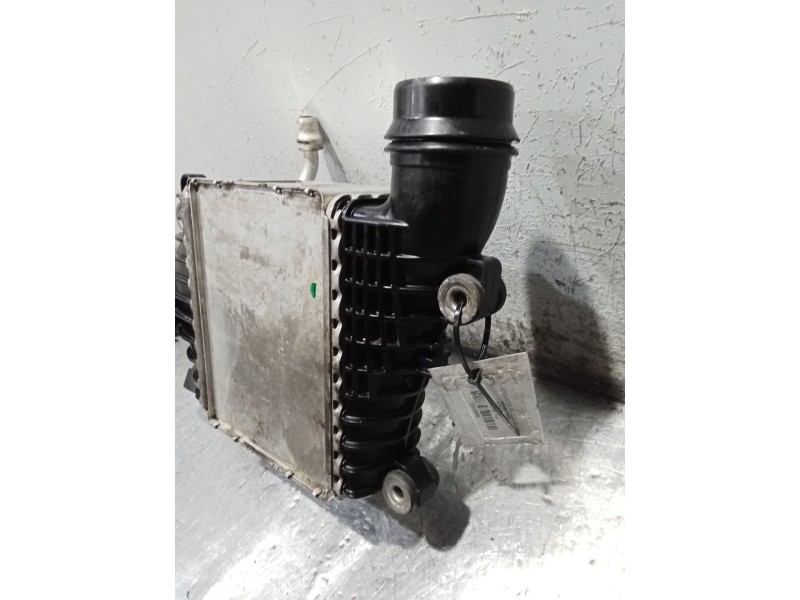 Recambio de intercooler para jaguar f-pace referencia OEM IAM HX736K775AE  