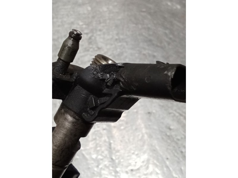 Recambio de inyector para audi a5 coupe (8t) 2.7 tdi referencia OEM IAM 0445116008 059130277AP BOSCH