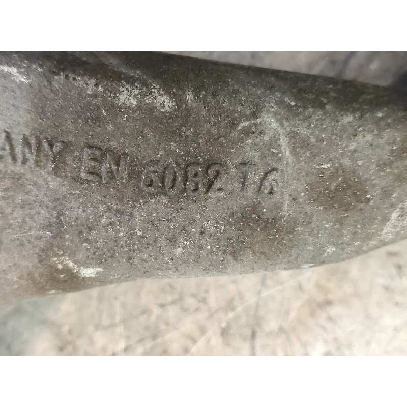 Recambio de brazo suspension inferior delantero izquierdo para bmw serie 3 berlina (e90) 318d referencia OEM IAM 6082T6  3112240