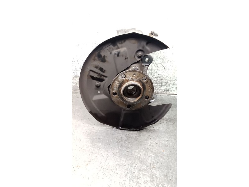 Recambio de mangueta delantera derecha para volvo xc40 (536) d4 awd referencia OEM IAM 32221147  