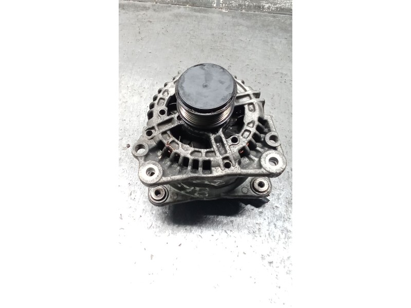 Recambio de alternador para seat ibiza iii (6l1) 1.9 tdi referencia OEM IAM 038903023 0124325001 90A