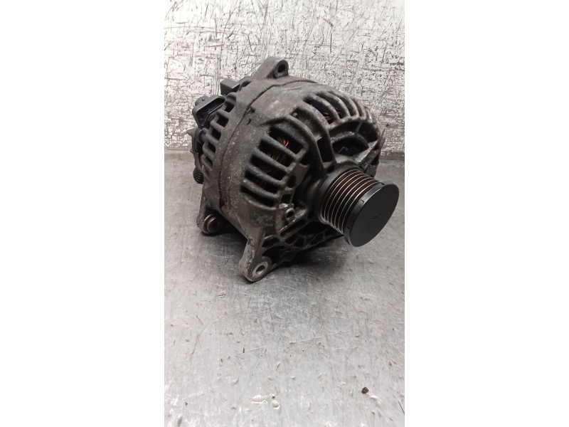 Recambio de alternador para renault laguna ii (bg0/1_) 1.9 dci (bg1a, bg1w, bg0g) referencia OEM IAM 8200251006 0124525076 150A