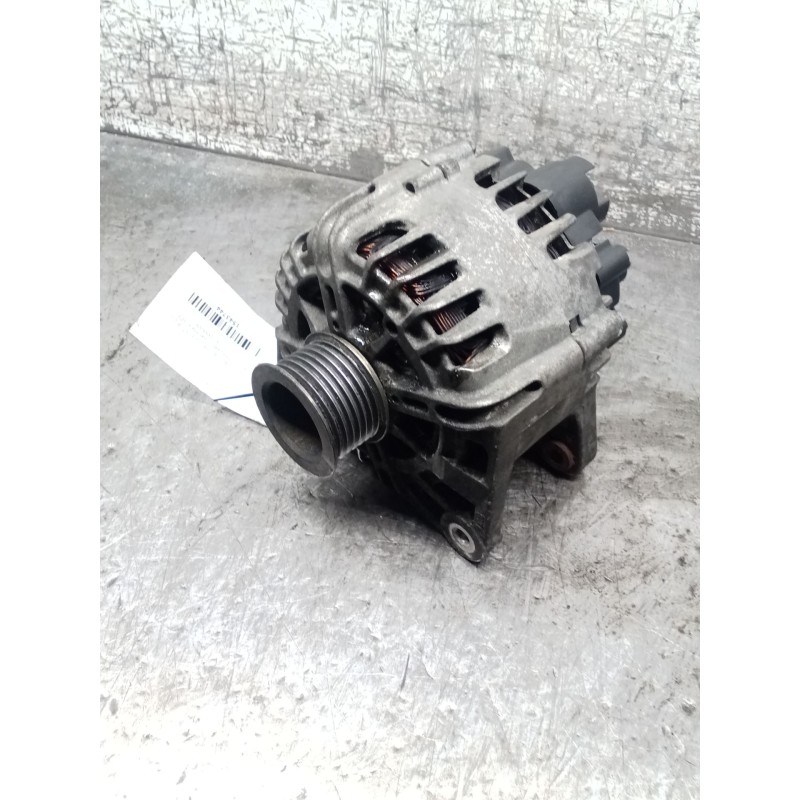 Recambio de alternador para renault megane iii hatchback (bz0/1_, b3_) 1.9 dci (bz0n, bz0j) referencia OEM IAM 8200757870  