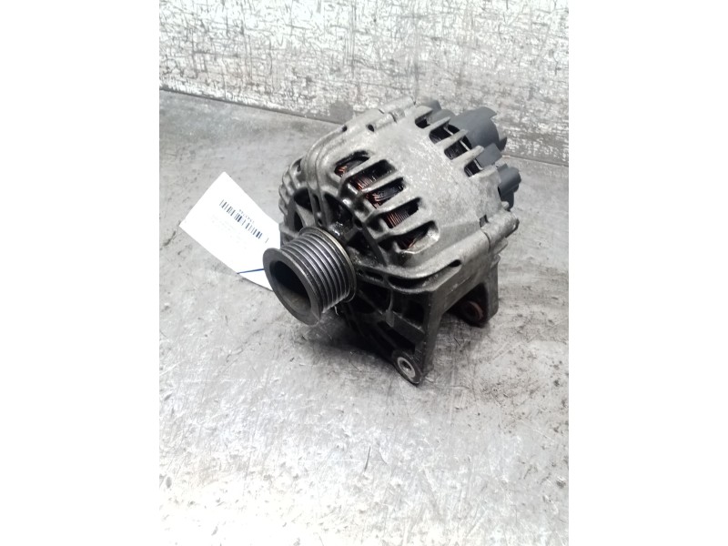 Recambio de alternador para renault megane iii hatchback (bz0/1_, b3_) 1.9 dci (bz0n, bz0j) referencia OEM IAM 8200757870  