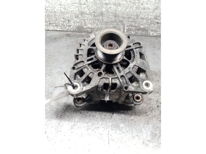 Recambio de alternador para renault megane iii hatchback (bz0/1_, b3_) 1.9 dci (bz0n, bz0j) referencia OEM IAM 8200757870  