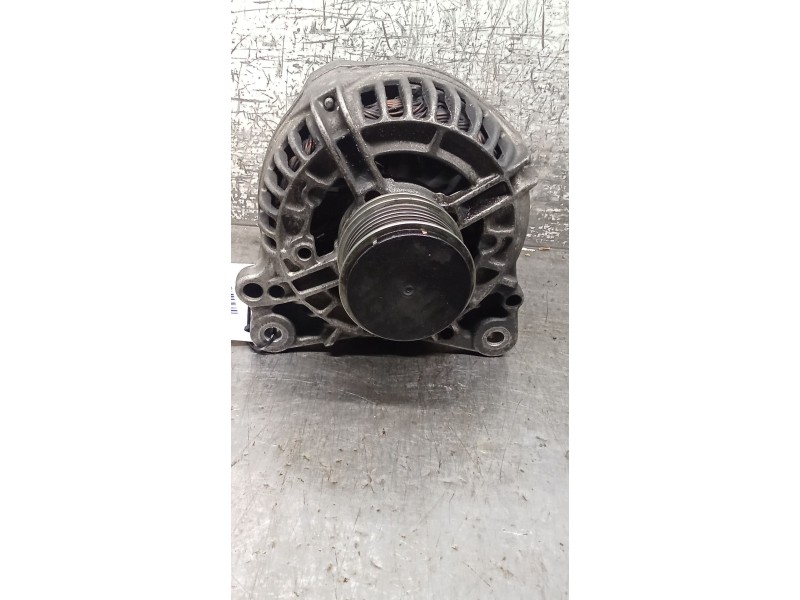 Recambio de alternador para volkswagen golf iv (1j1) 1.9 tdi referencia OEM IAM 028903028E 0124515010 120A