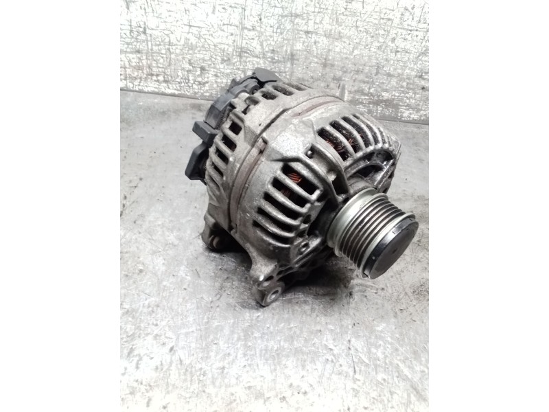 Recambio de alternador para volkswagen golf v berlina (1k1) 1.9 tdi referencia OEM IAM 06F903023F 0124525066 140A