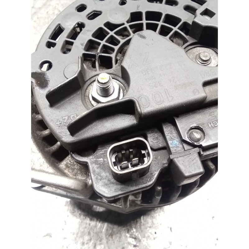 Recambio de alternador para opel corsa d cosmo referencia OEM IAM 0124325171 13222930 100A