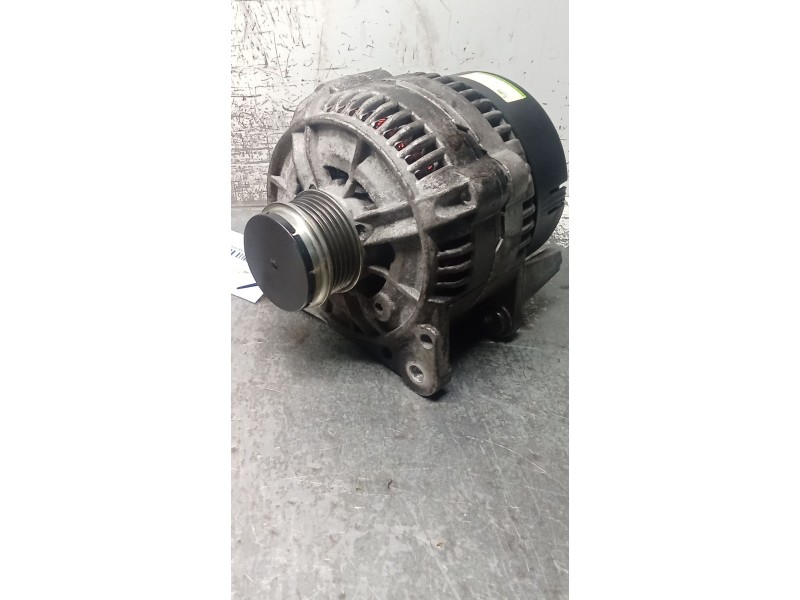 Recambio de alternador para audi a4 b5 (8d2) 1.9 tdi referencia OEM IAM 0123515003  