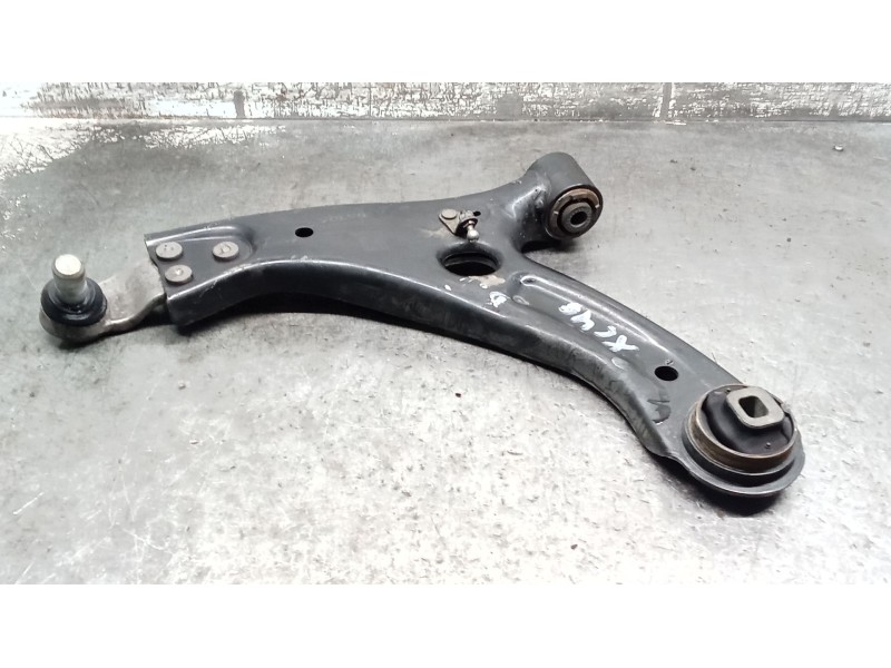Recambio de brazo suspension inferior delantero izquierdo para volvo xc40 (536) d4 awd referencia OEM IAM 32221153  