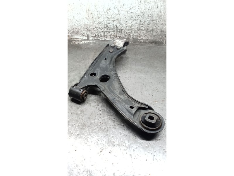 Recambio de brazo suspension inferior delantero izquierdo para volvo xc40 (536) d4 awd referencia OEM IAM 32221153  