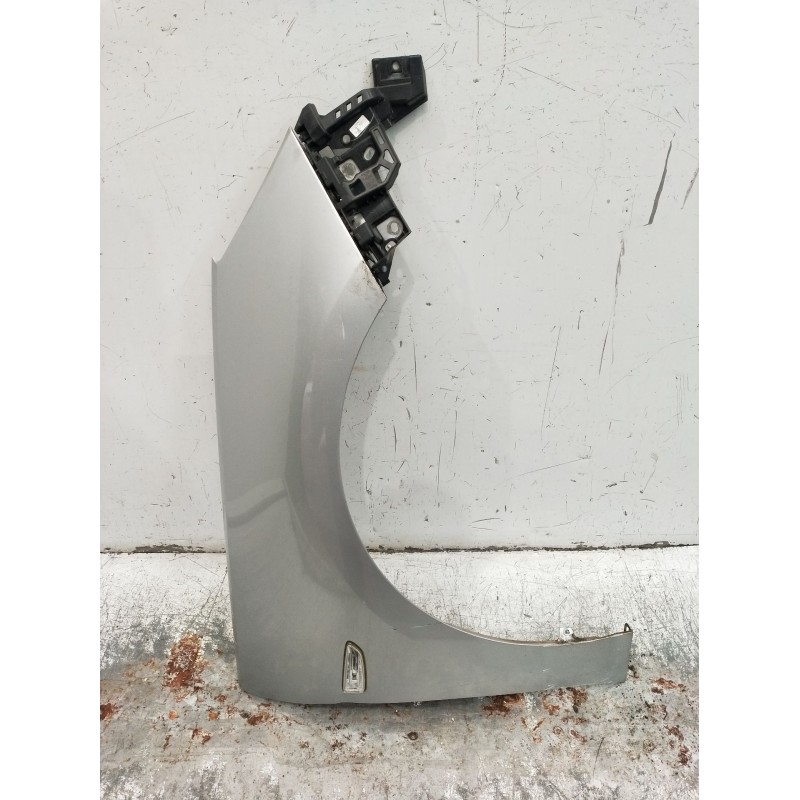 Recambio de aleta delantera derecha para opel astra k (b16) 1.6 cdti (68) referencia OEM IAM   