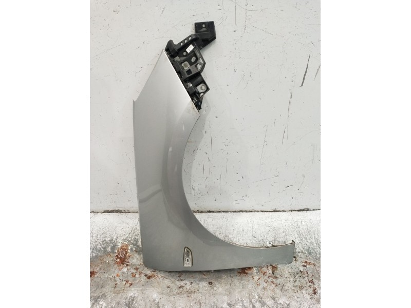 Recambio de aleta delantera derecha para opel astra k (b16) 1.6 cdti (68) referencia OEM IAM   