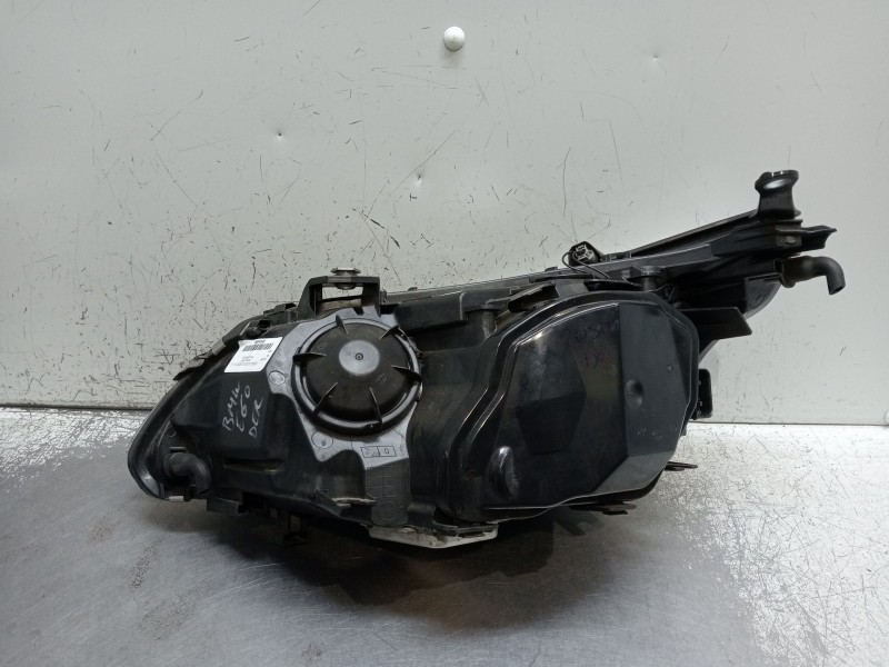 Recambio de faro derecho para bmw 5 (e60) 520 d referencia OEM IAM   