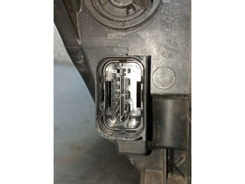 Recambio de faro izquierdo para bmw 5 (e60) 520 d referencia OEM IAM   