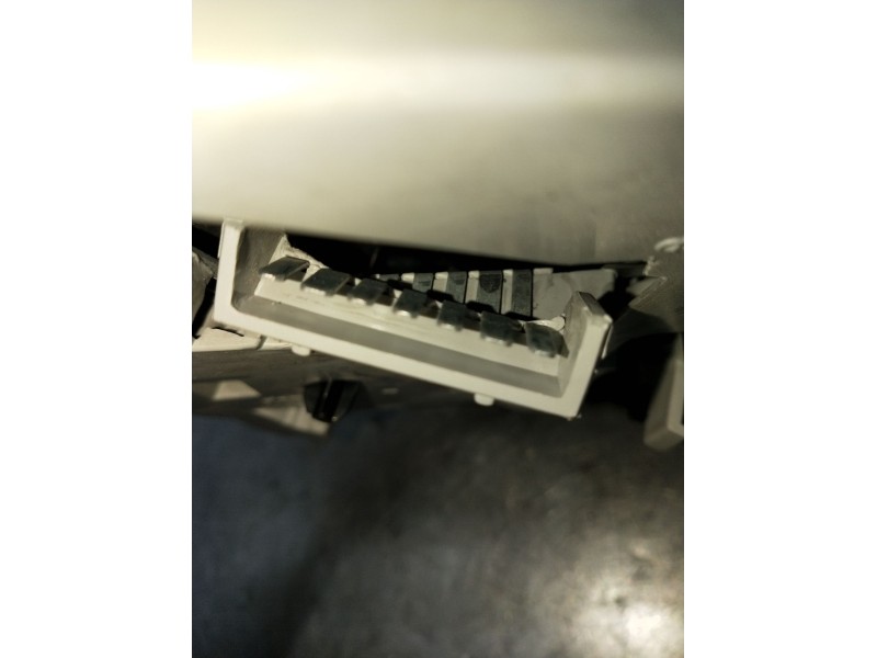 Recambio de piloto trasero izquierdo para jaguar s-type 3.0 v6 executive referencia OEM IAM   