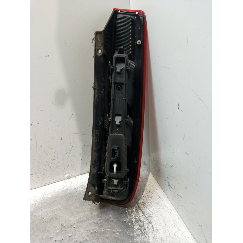 Recambio de piloto trasero izquierdo para ford fiesta v (jh_, jd_) 1.4 16v referencia OEM IAM  2002 3P