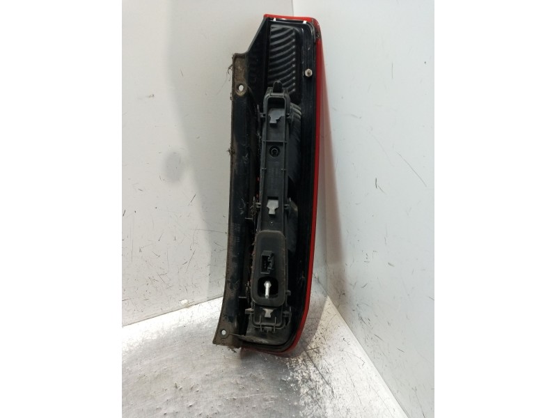 Recambio de piloto trasero izquierdo para ford fiesta v (jh_, jd_) 1.4 16v referencia OEM IAM  2002 3P