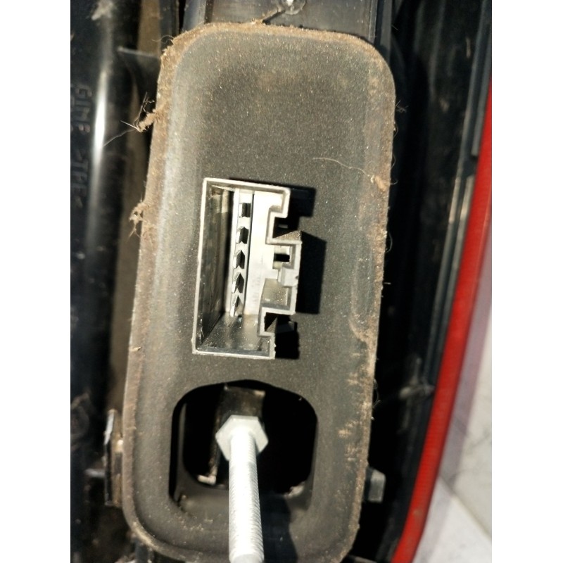 Recambio de piloto trasero izquierdo para ford fiesta v (jh_, jd_) 1.4 16v referencia OEM IAM  2002 3P