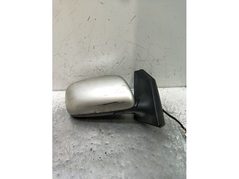 Recambio de retrovisor derecho para toyota corolla (_e12_) 1.4 d (nde120_) referencia OEM IAM   