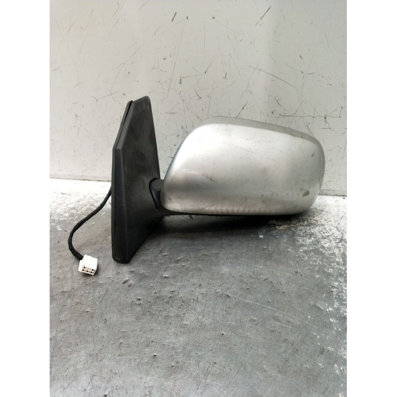 Recambio de retrovisor izquierdo para toyota corolla (_e12_) 1.4 d (nde120_) referencia OEM IAM   