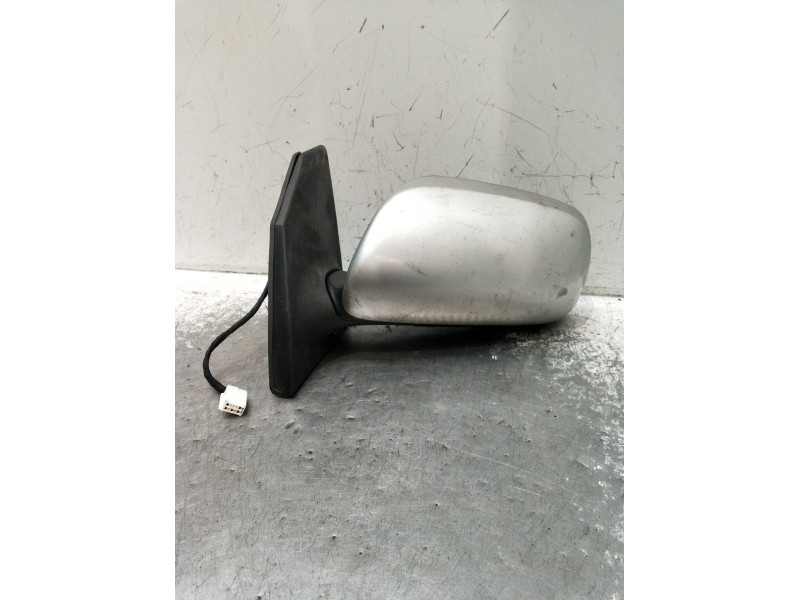 Recambio de retrovisor izquierdo para toyota corolla (_e12_) 1.4 d (nde120_) referencia OEM IAM   