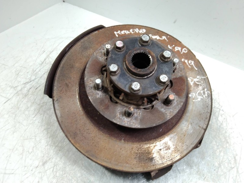 Recambio de mangueta delantera derecha para mitsubishi montero sport (k90) 2.5 turbodiesel referencia OEM IAM   