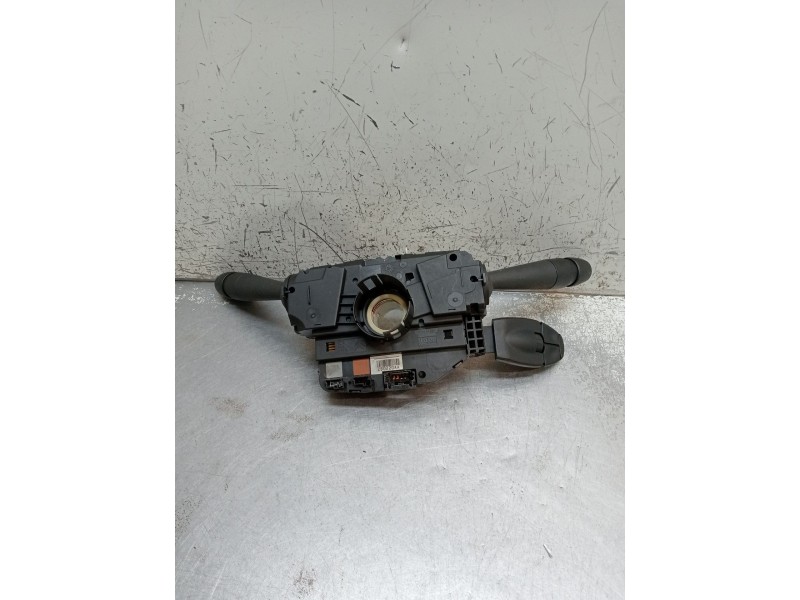 Recambio de mando luces para peugeot 208 1.6 blue-hdi fap referencia OEM IAM E10602970  