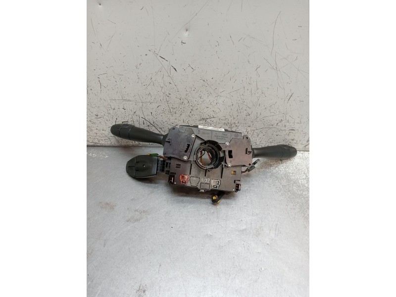Recambio de mando luces para peugeot 207 confort referencia OEM IAM 96630732XT 2586752 