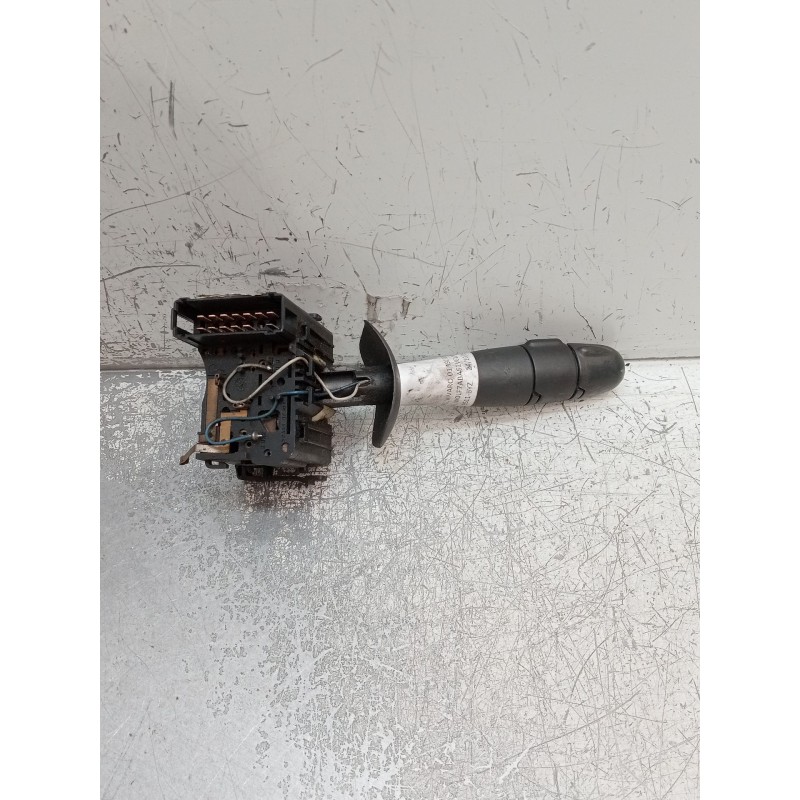 Recambio de mando luces para opel vivaro 1.9 cdti cat (f9q-760 / l08) referencia OEM IAM 91167047C 8200070265 34481001AG