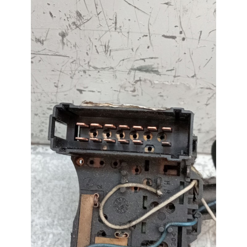 Recambio de mando luces para opel vivaro 1.9 cdti cat (f9q-760 / l08) referencia OEM IAM 91167047C 8200070265 34481001AG